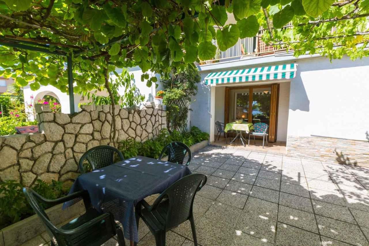 One-Bedroom Apartment Crikvenica 30 Exterior photo
